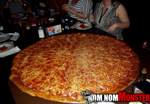 huge-pizza